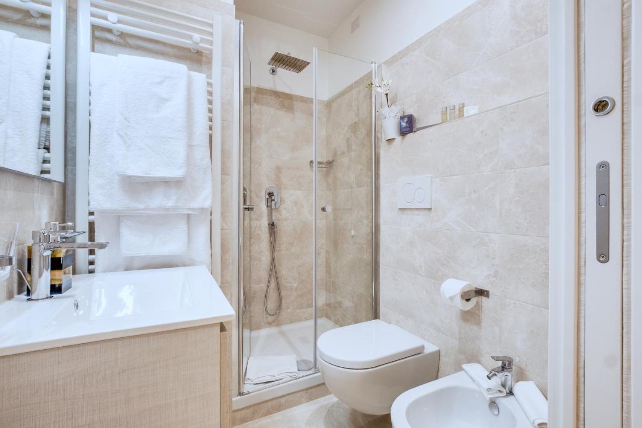 Flats Via Delle Muratte 2mins To Trevi Fountain Appartamento Roma